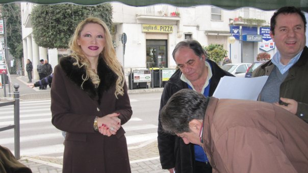 Ciampino, Montali  ritira la candidatura e scende al fianco della Sisti