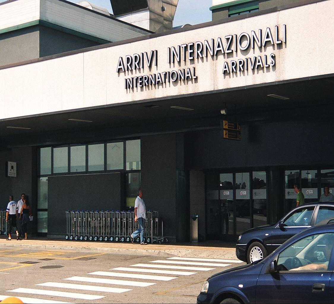 Ciampino, 25enne spagnolo muore sulla pista: è giallo. Indaga la Procura di Roma