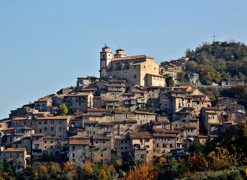 Artena, in consiglio la “Guerra delle Scuole”