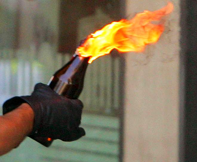 Arrestato ultras della Roma, lanciò molotov negli scontri pre derby