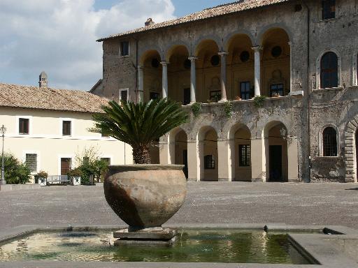 Cerveteri, uomo si uccide con un fucile da caccia