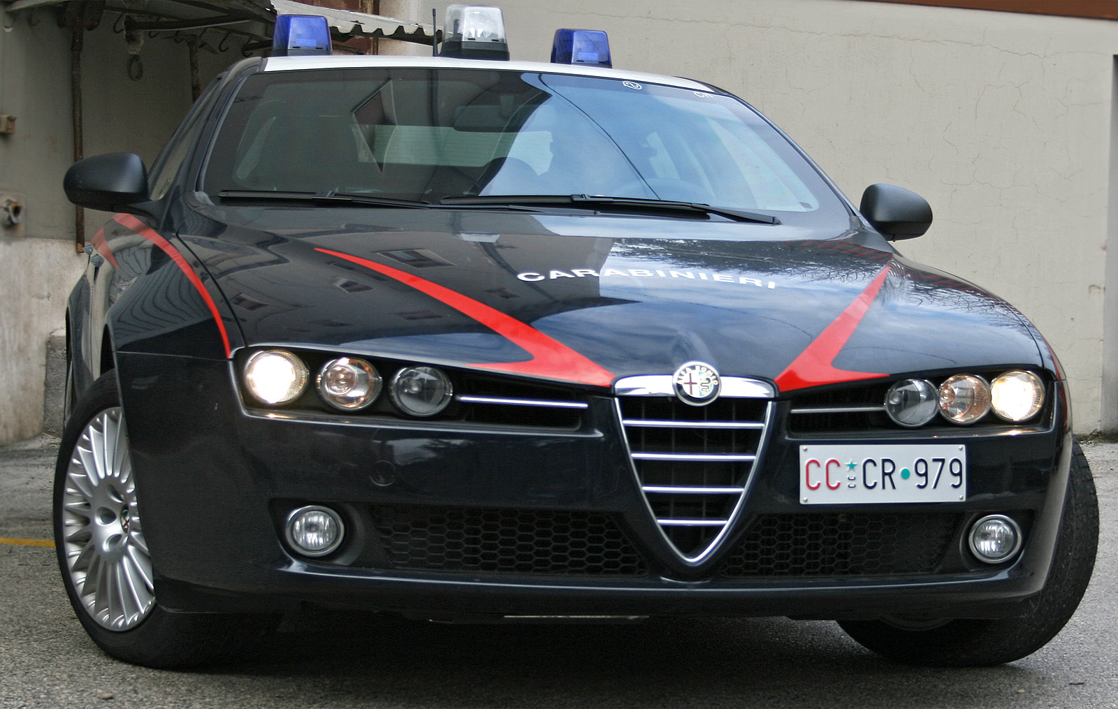 Tarquinia, vecchietta “rubava” pensione all’amica 90enne