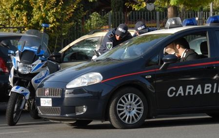 Controlli antiborseggio su bus e in metro, 15 arresti