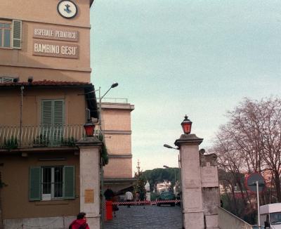 Torna Noi per Voi, regala un sorriso ai bimbi degli ospedali di Roma