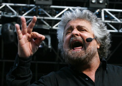 Il sonetto sul Blog di Grillo a difesa della Raggi. E’ polemica