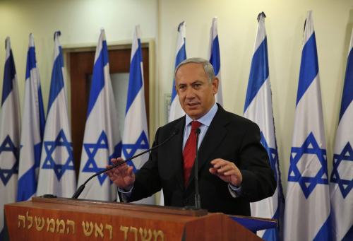 Israele, il voto blocca l’ultradestra. Netanyahu costretto a vestirsi da centrista