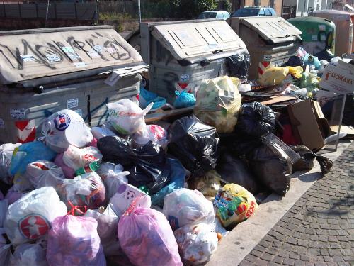 A Roma raccolta differenziata al palo. E’ polemica