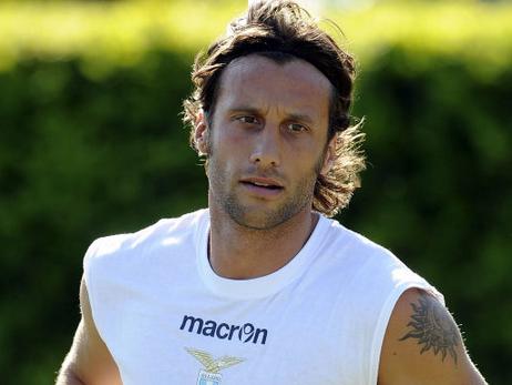 Calcioscommesse, Mauri e altri 7 deferiti. La serie A trema