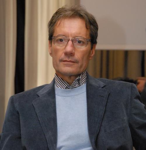 Aracri: Contro il Cav due decenni di persecuzione e sperpero di soldi