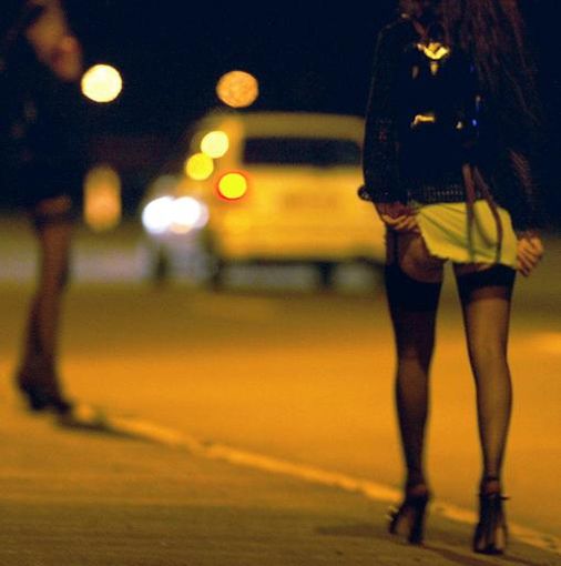 Giro di vite sulla prostituzione, 45 ragazze fermate