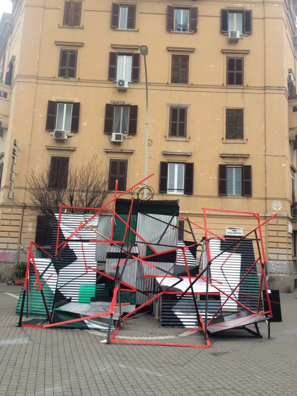 Street Art Municipio VIII, Foglio(FI) : ‘Soldi pubblici per emergenze’‏