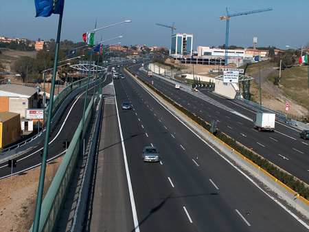 Riattivata illuminazione su Roma-Fiumicino, ora toccherà al Gra