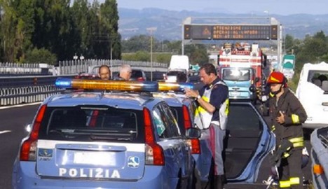 Cinghiale a spasso sulla Roma-Napoli. Un incidente: illesa ragazza di Frascati