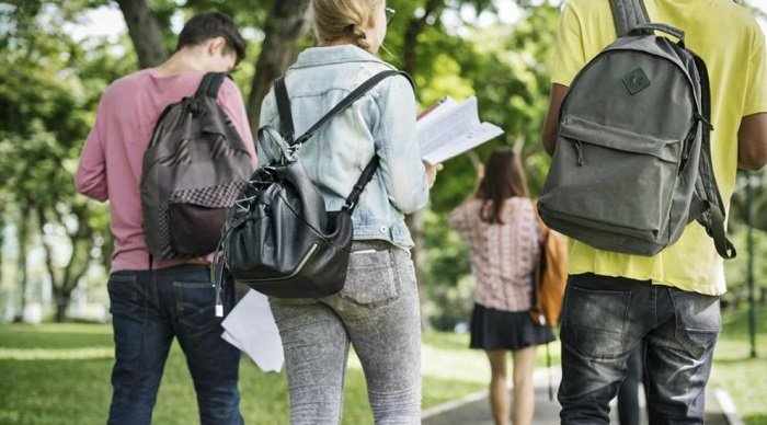 Roma, dal basso si chiede chiarezza sugli interventi scolastici