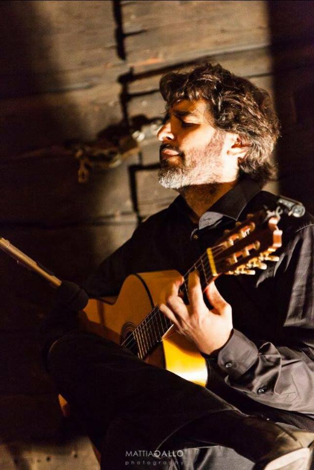 Un successo “!Aquí Me Encuentro¡”, lo spettacolo dove il chitarrista Matteo D’Agostino