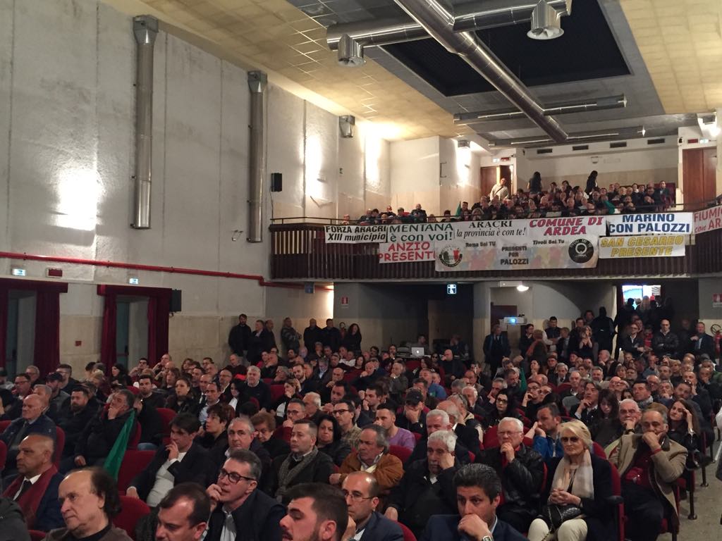 Forza Italia e il centrodestra, Toti “apre” le Officine del Futuro