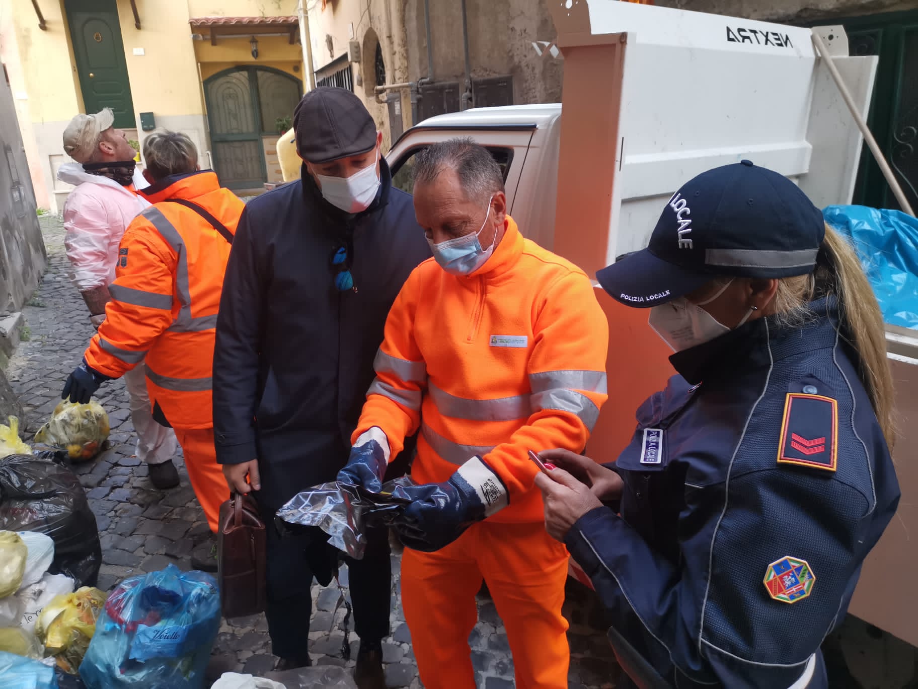 RACCOLTA DIFFERENZIATA, ARICCIA: AL VIA I CONTROLLI NEL CENTRO STORICO