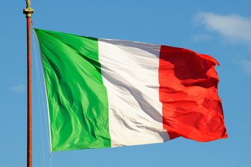 Tricolore, Assotutela: “Un inno alla nostra Bandiera. Buon 225esimo compleanno”