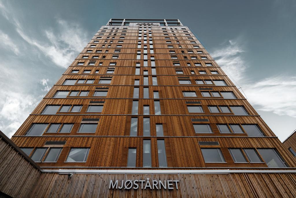 Mjostarnet, il grattacielo di legno più alto al mondo che divora anidride carbonica