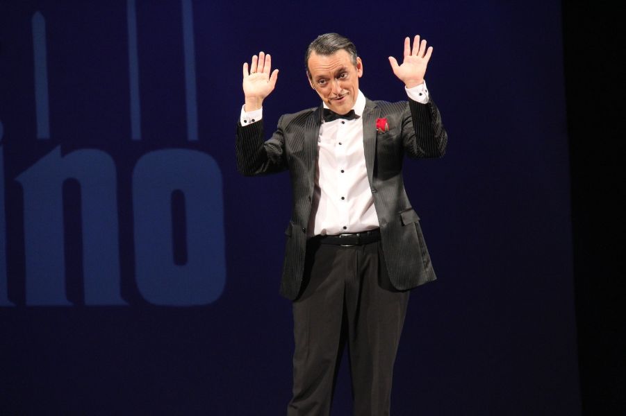“Il principe del varietà”: tributo alle icone della comicità al Nuovo Teatro Orione